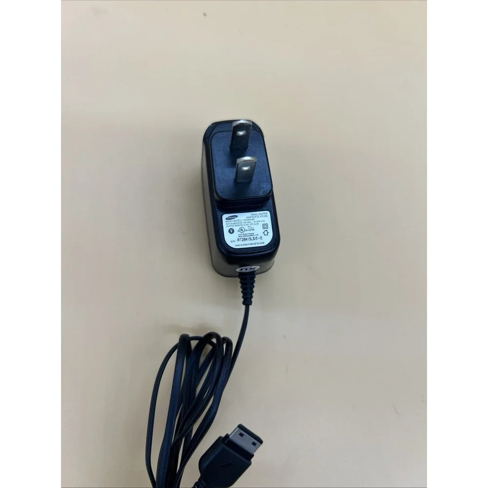 Samsung ETA3S30JBE Travel Charger Adapter USB Wall Plug 4.75V 0.55A OEM